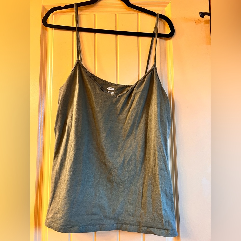 Old Navy Olive Fitted SpaghettiStrap with V-neck Tank Top 2X